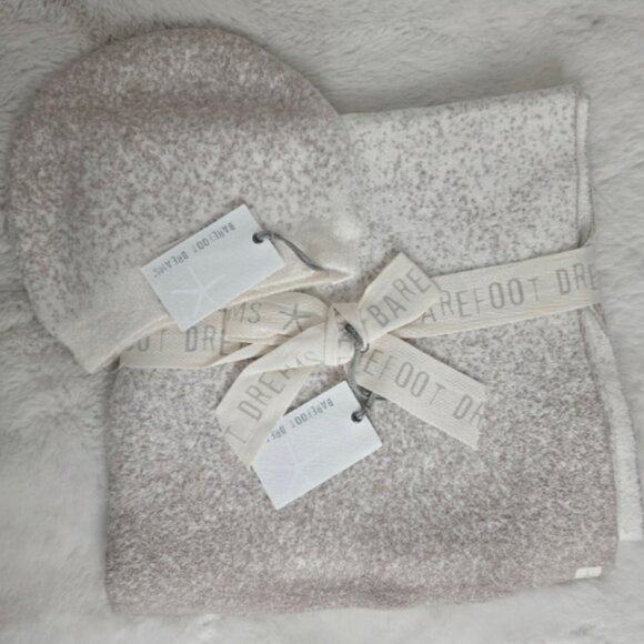 New! Barefoot Dreams Women’s CozyChic Lite Confetti Beanie Cream Taupe - Picture 5 of 5